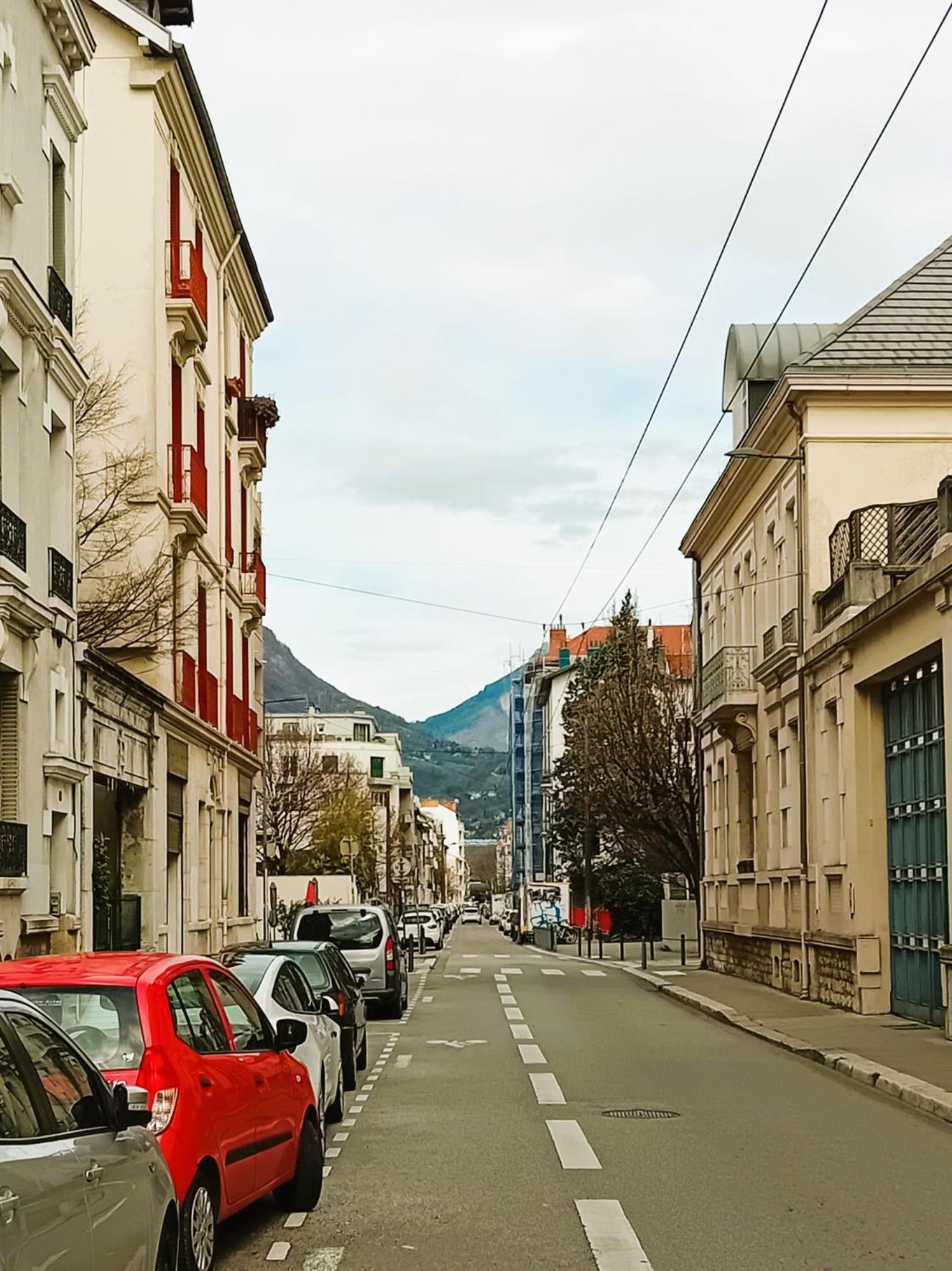 101 - Appart Renove Avec 1 Chambre Spacieuse - Tram Et Clinique Mutualiste A 1 Min 格勒诺布尔 外观 照片